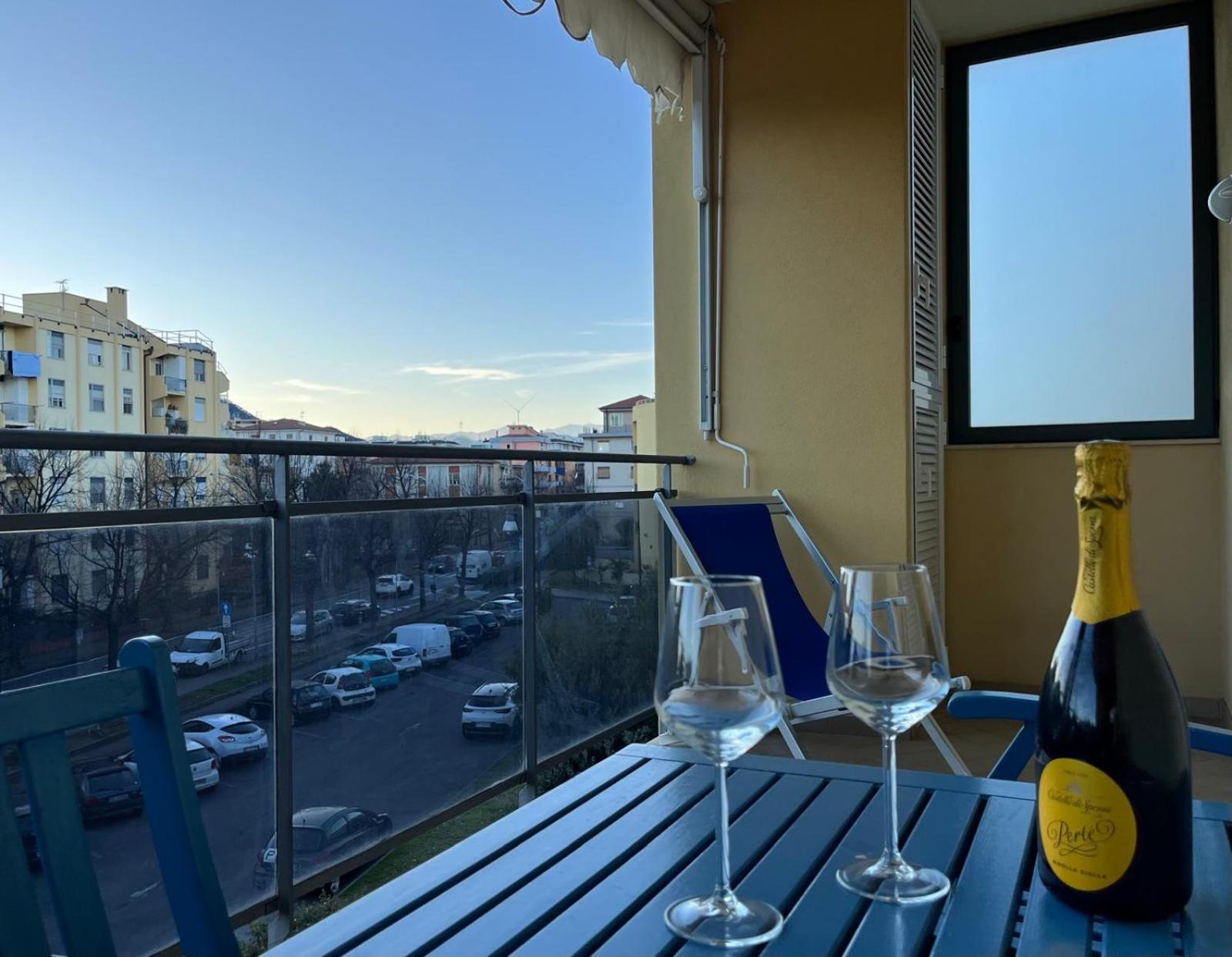 Dea Apartments Albenga Ngoại thất bức ảnh